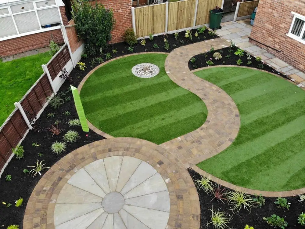 Small Garden Works - Actual Landscapes 8