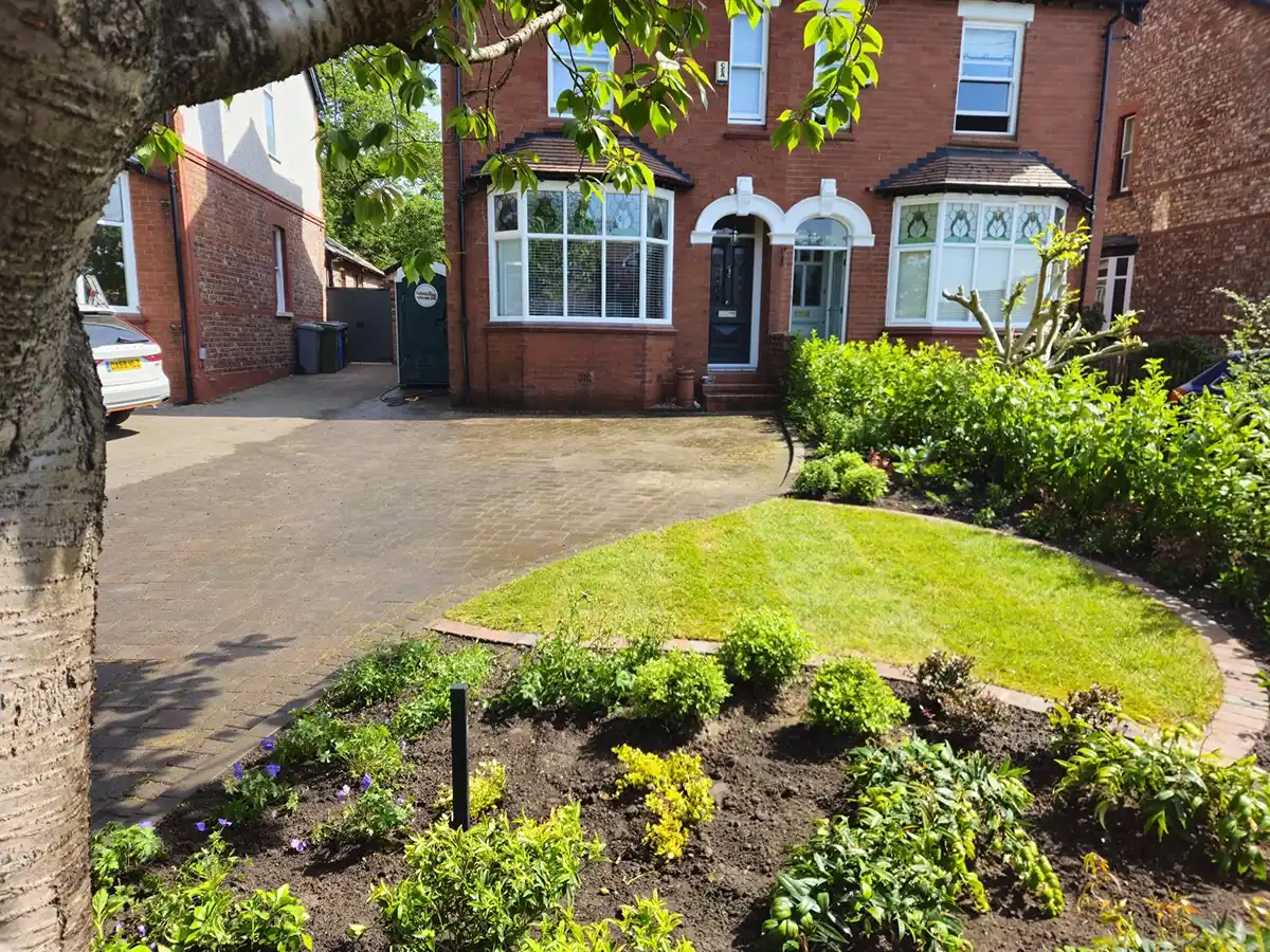 Small Garden Works Actual Landscapes 2