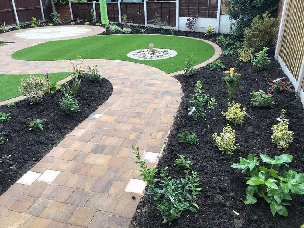 Small Garden Works - Actual Landscapes 7